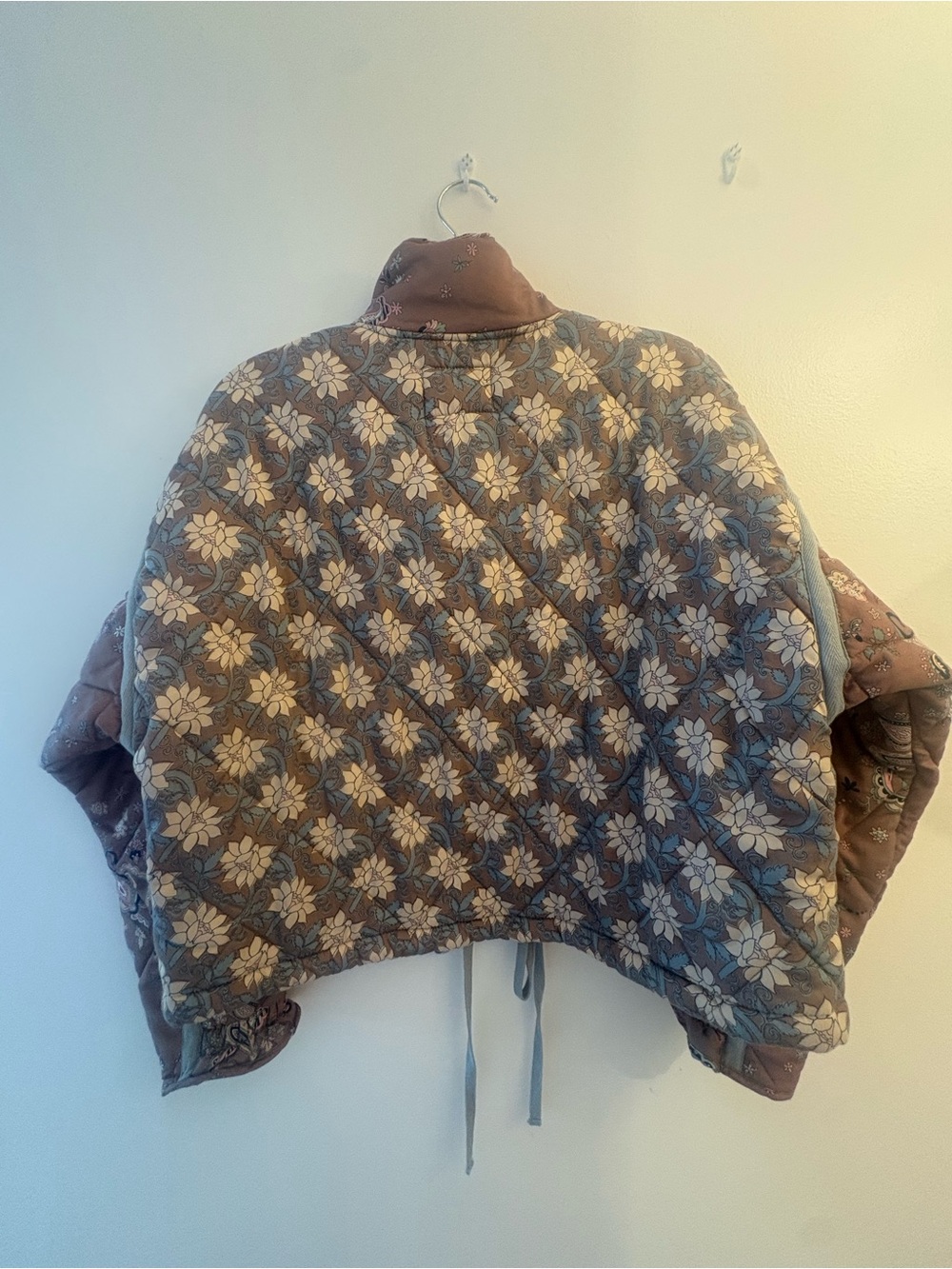 Blank NYC Quilted Floral Paisley Jacket - Dusty Rose & Taupe - Picture 7 of 9